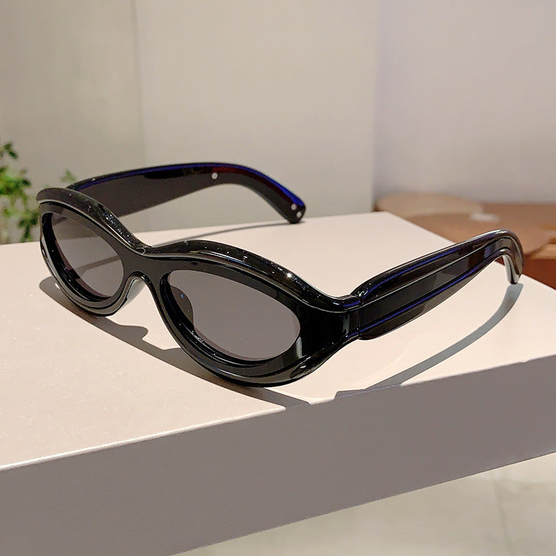 New Fashion Oval Cat Eye Sunglasses - Black