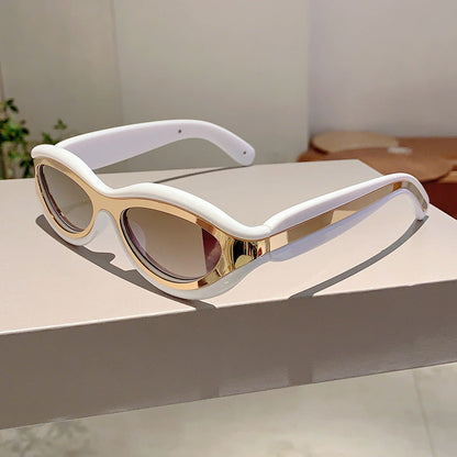 New Fashion Oval Cat Eye Sunglasses - White