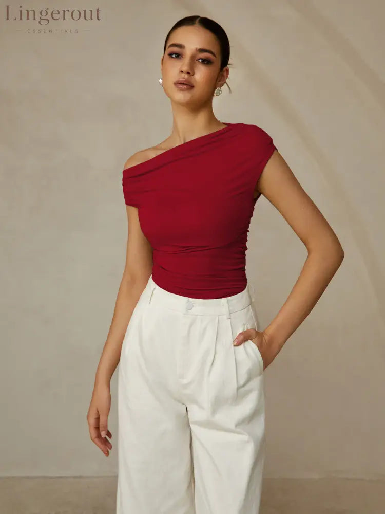 Asymmetrical Neck Sleeveless T-Shirt - Red / XS
