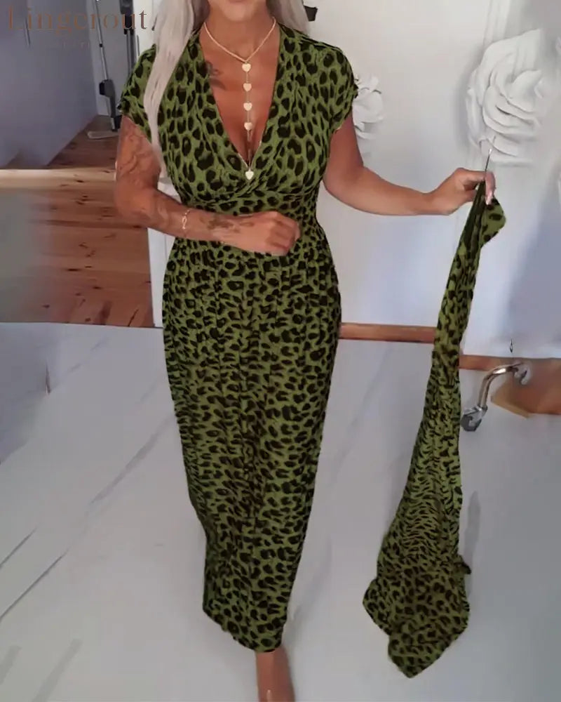 Elegant Leopard Print V-Neck Dress