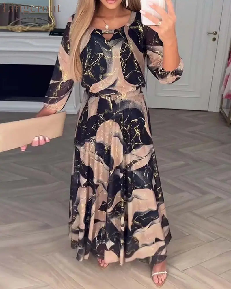 Elegant Three-Quarter Sleeve Printed Waist Dress