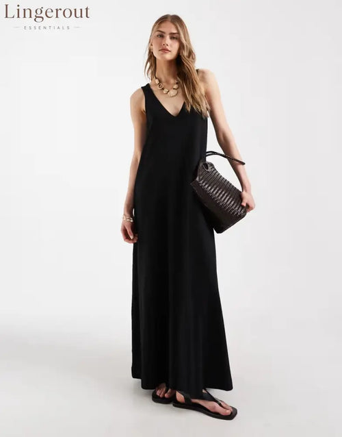 Flowy V-Neck Sleeveless Maxi Dress - Black / S