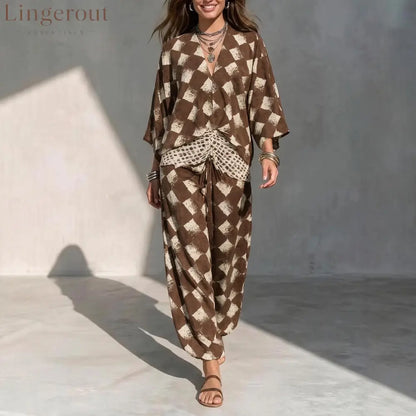 Geometric Print V‑Neck Kimono Sleeve Top & Wide‑Leg Pants Two‑Piece Set - coffee‑brown / XS