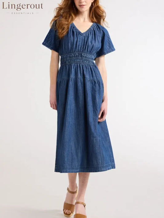 Hot Sale Women’s Lightweight Denim Tiered Midi Dress - Blue / S