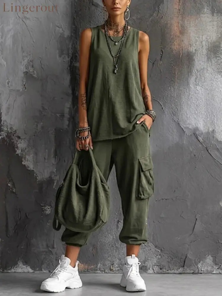Oversized Sleeveless Top & Cargo Jogger Set - Army green / S