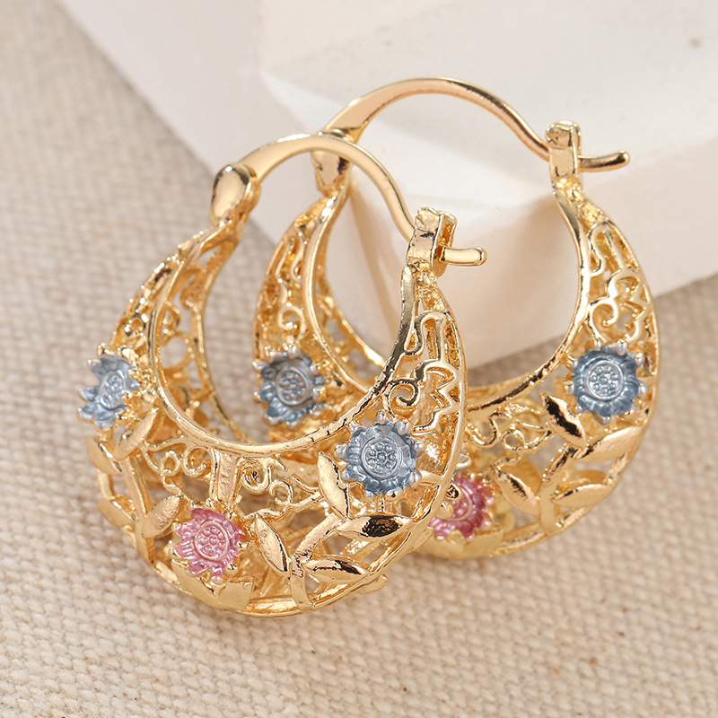 📢📢30% OFF!! ⏰ Gold-Plated Crescent Hoop Earrings with Enamel Flowers - Clothing & Accessories
