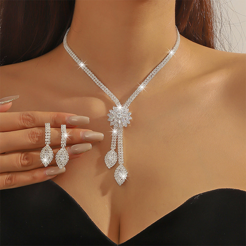 🌼 LIMITED-TIME 30% OFF! ✨ Women’s Zircon Flower Jewelry Set – Elegant Sparkling Ready-to-Gift 💎 - Silver - Clothing &