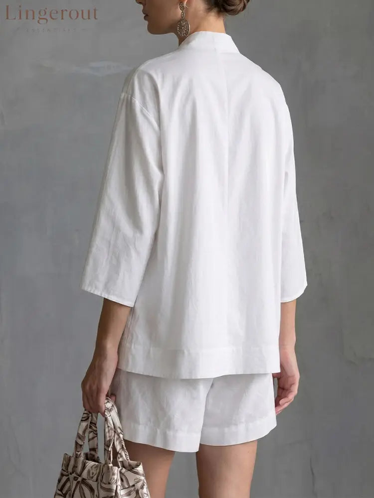 Women’s Solid-color V-neck 3/4-sleeve Casual Loose Cotton-linen Top & High-waisted Wide-leg Shorts Set