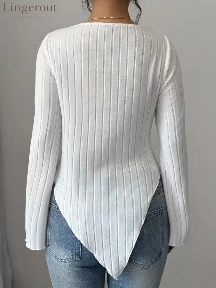 Women’s White Ribbed V Neck Flare Long Sleeve Asymmetric Hem Slim Knit Top