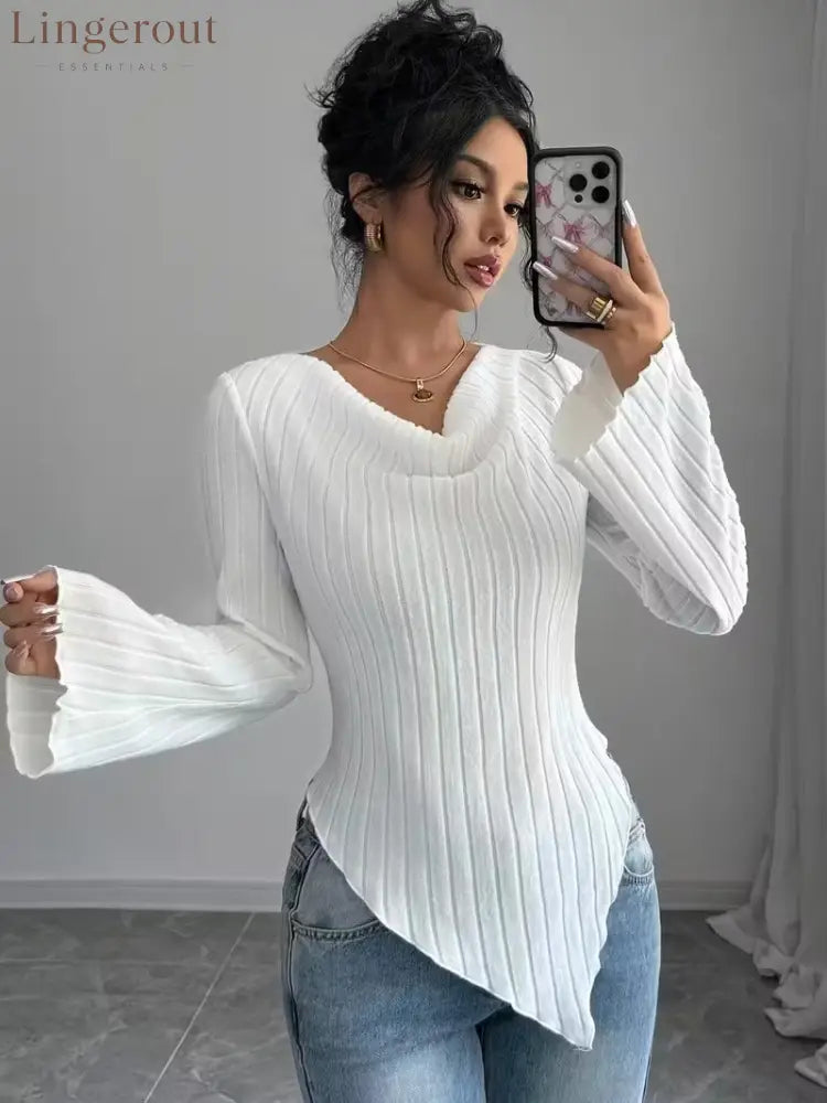 Women’s White Ribbed V Neck Flare Long Sleeve Asymmetric Hem Slim Knit Top - White / S